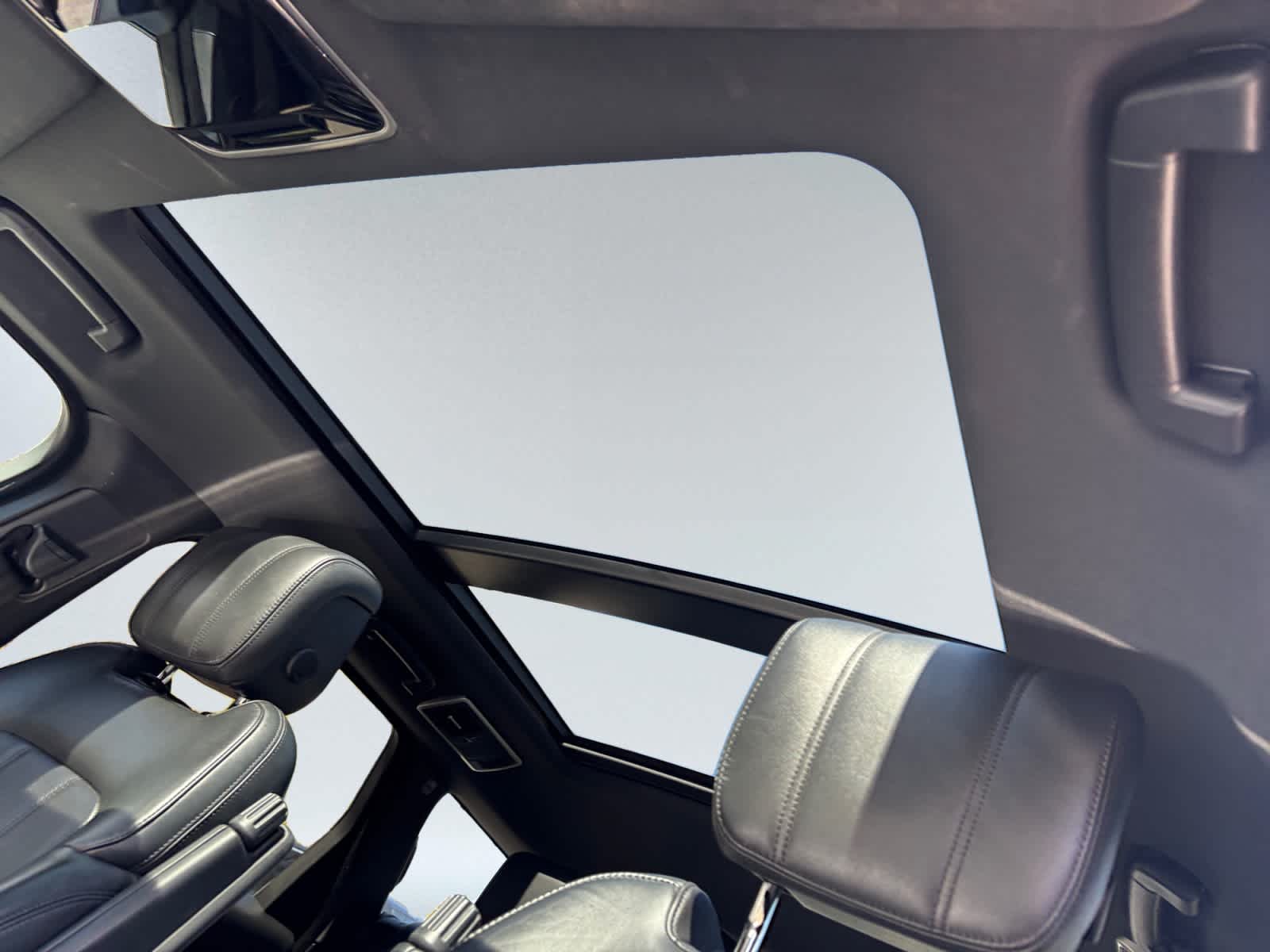 used 2020 Land Rover Range Rover Sport car, priced at $37,387