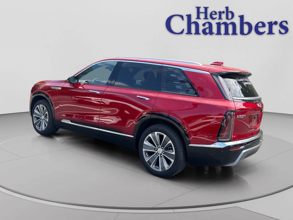 Used 2026 CADILLAC VISTIQ Luxury SUV