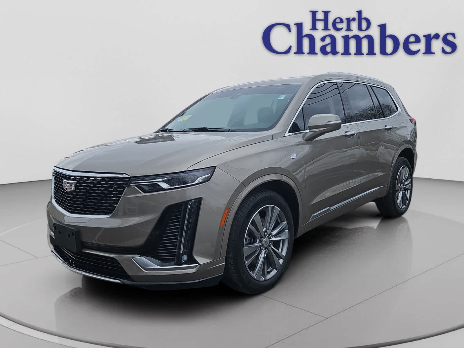 used 2023 Cadillac XT6 car, priced at $38,187