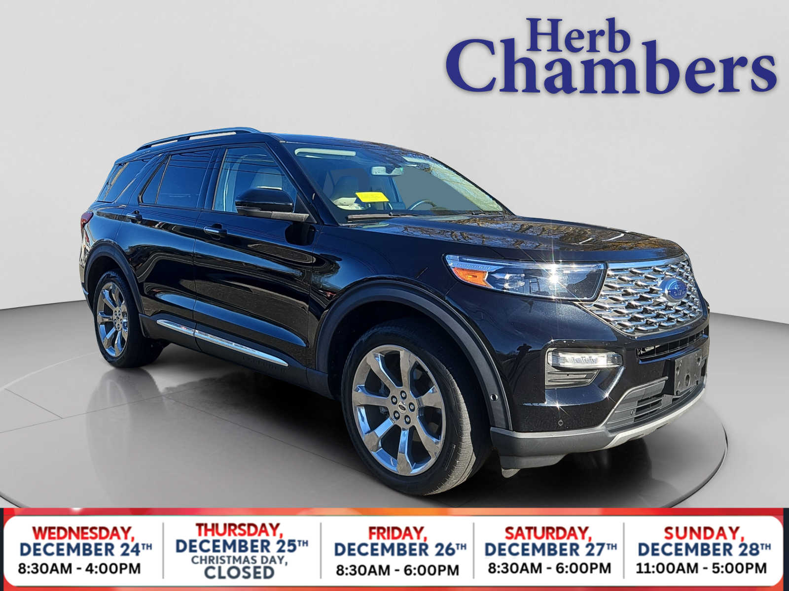 2020 Ford Explorer Platinum's photo