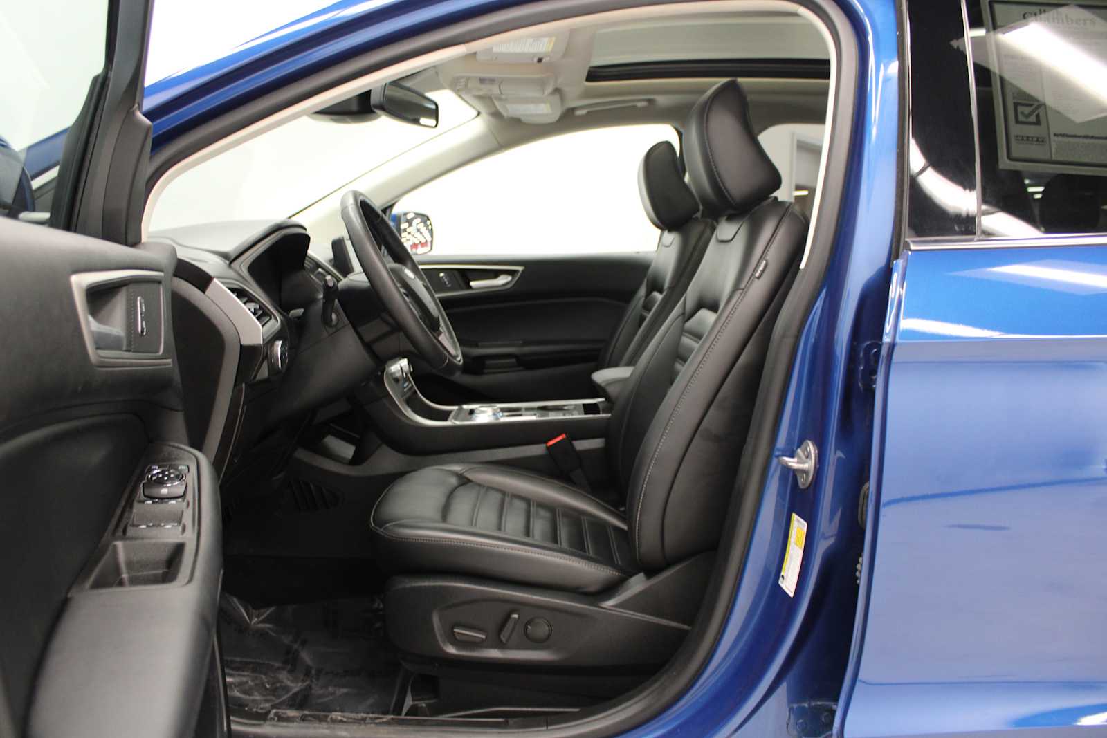 used 2022 Ford Edge car, priced at $27,387