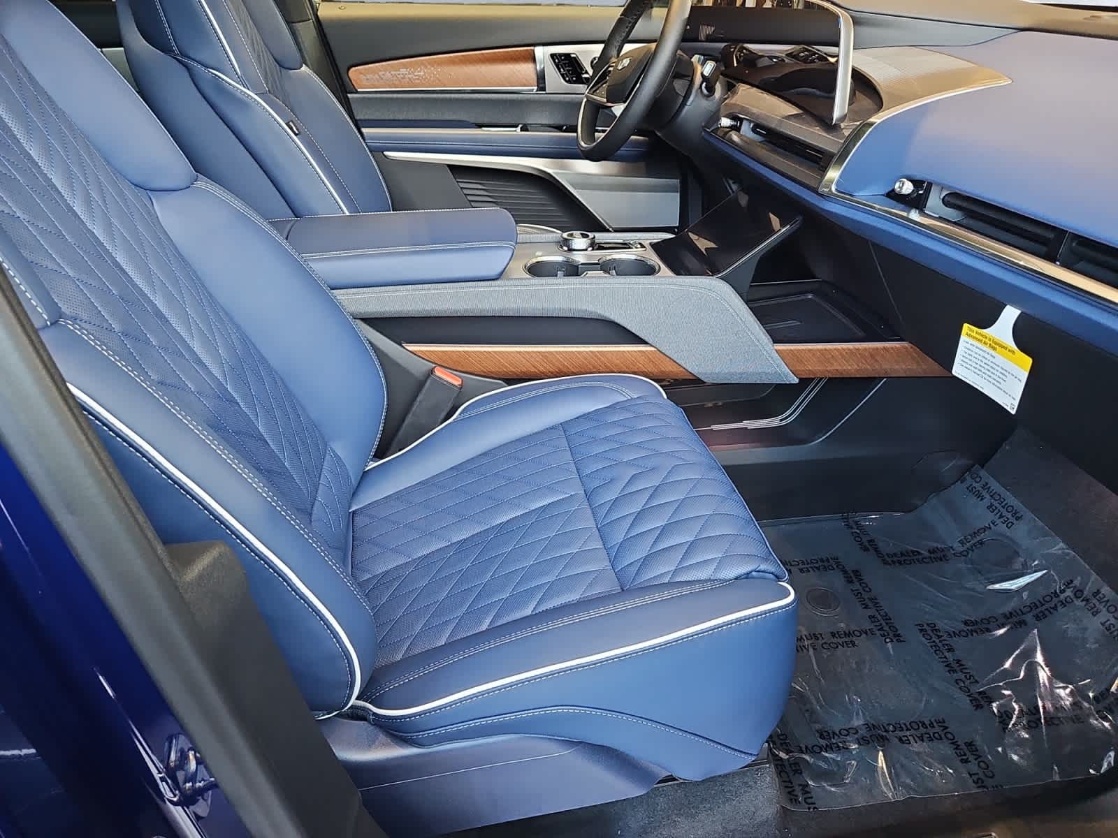 new 2026 Cadillac VISTIQ car, priced at $94,715