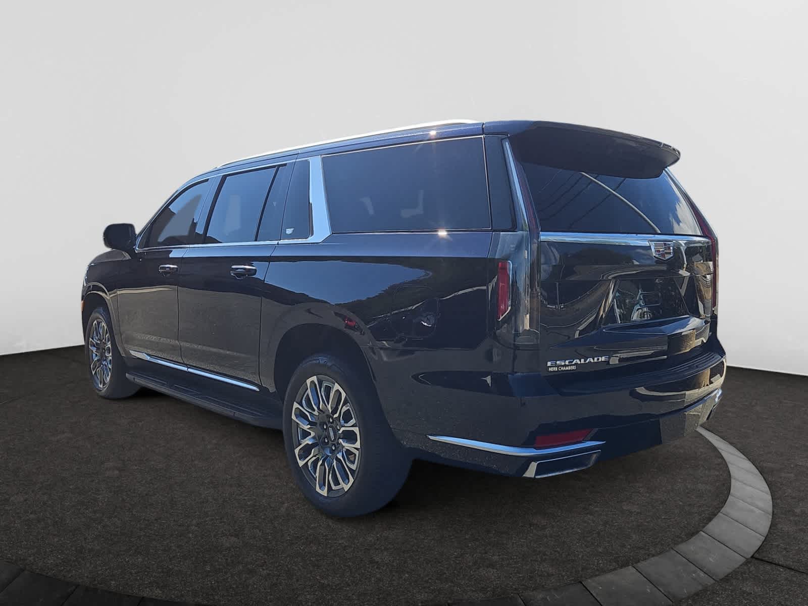 2023 Cadillac Escalade ESV Premium Luxury photo 3