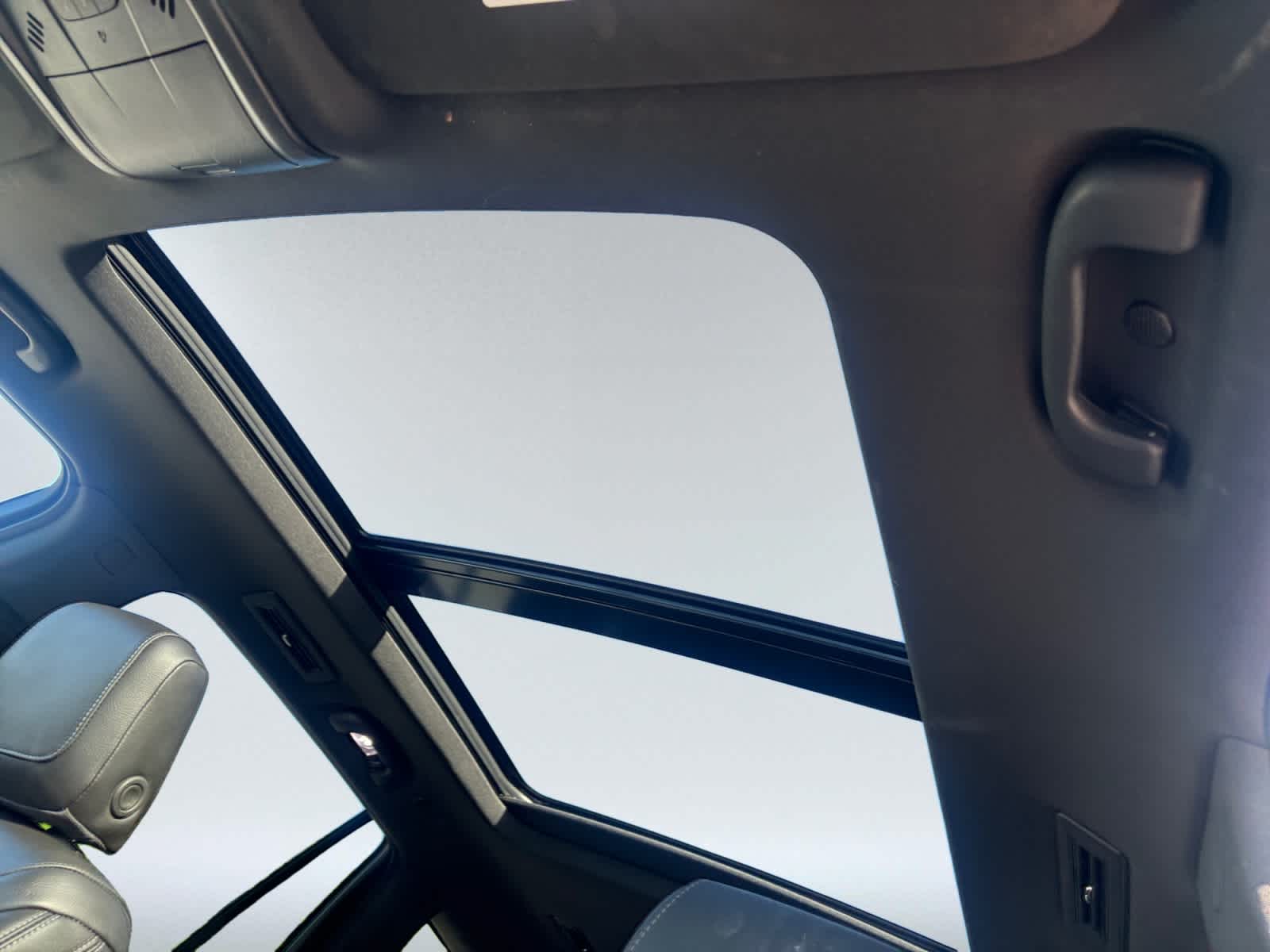 used 2024 Cadillac XT6 car, priced at $43,387