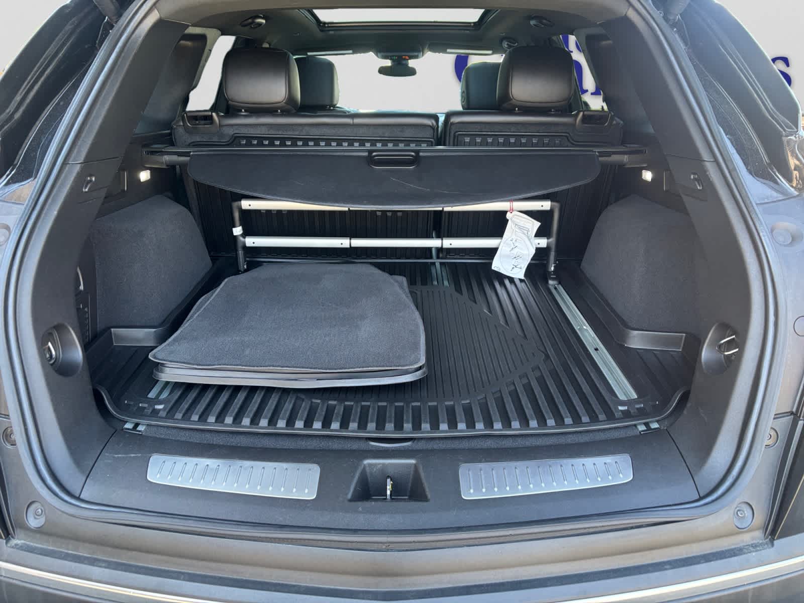 used 2023 Cadillac XT5 car, priced at $34,287
