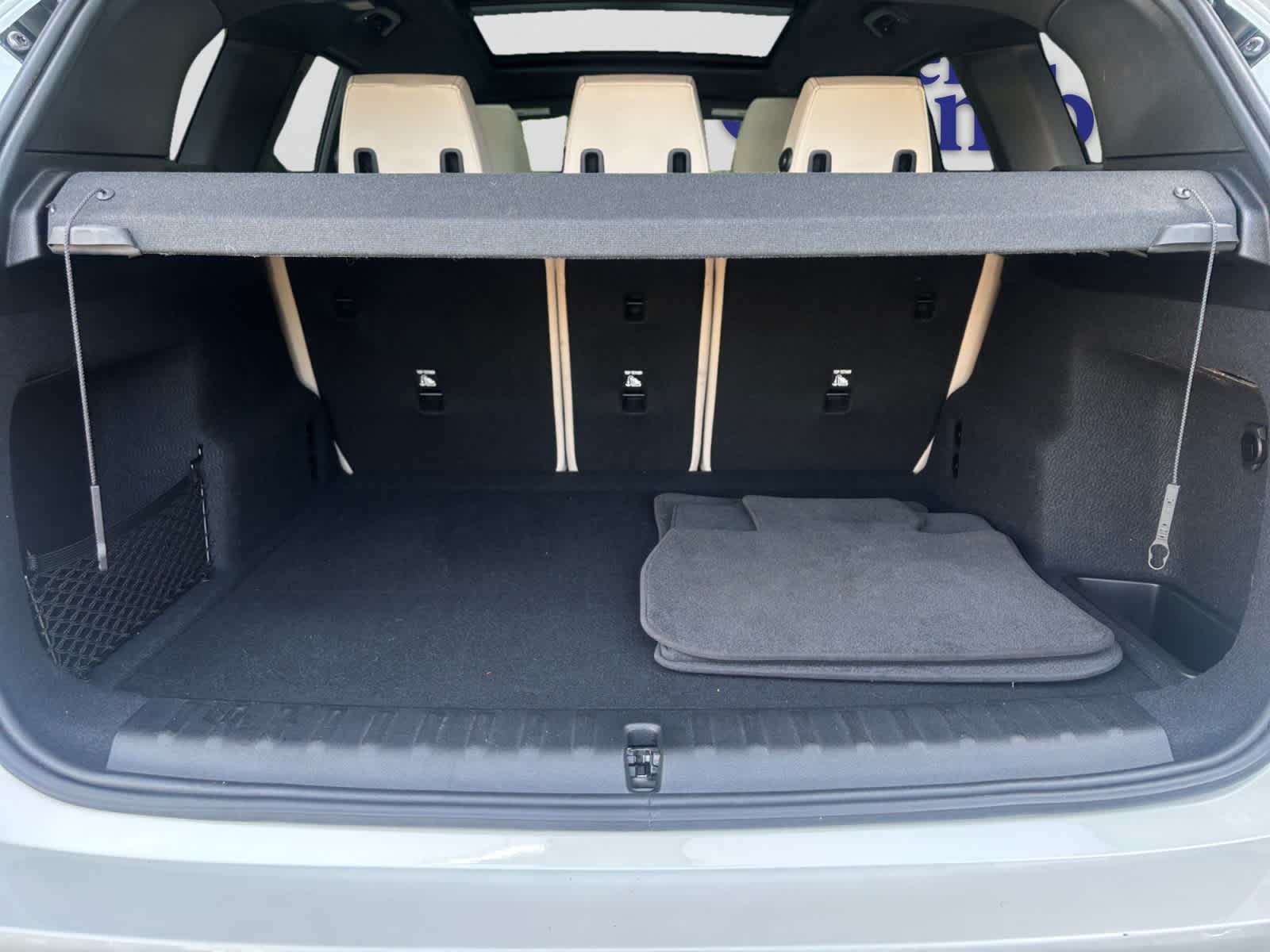 2025 BMW X1 28i - Photo 8