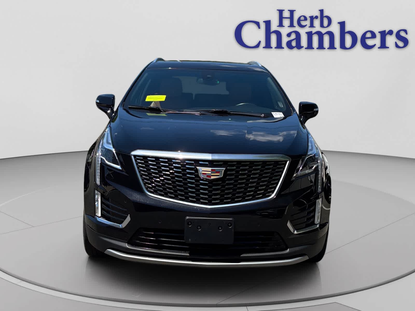 used 2022 Cadillac XT5 car, priced at $35,497