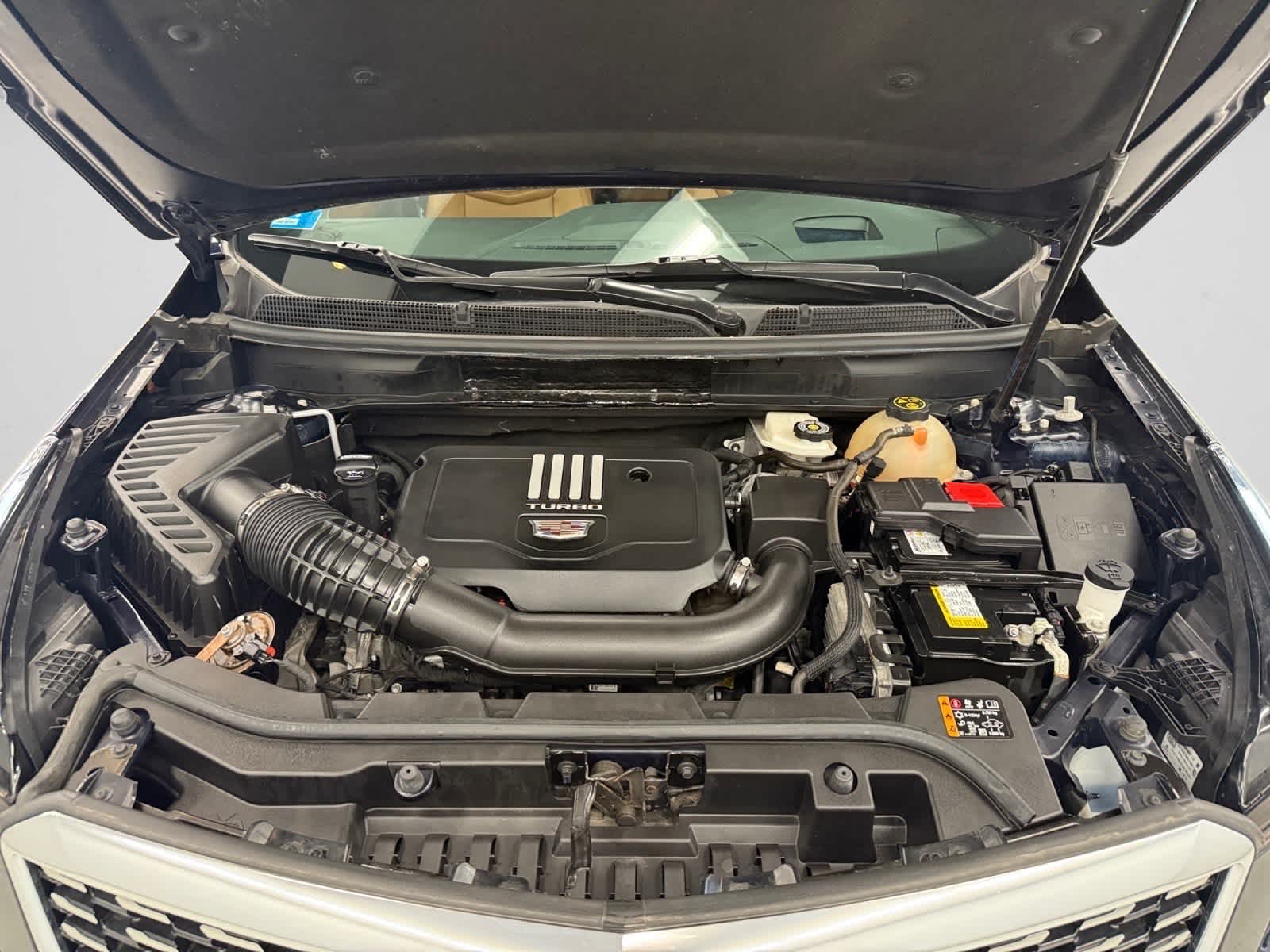 used 2022 Cadillac XT5 car, priced at $32,187