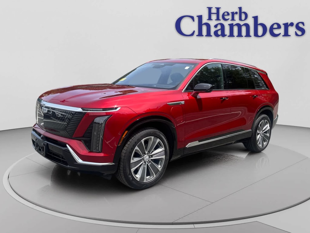 Used 2026 CADILLAC VISTIQ Luxury SUV