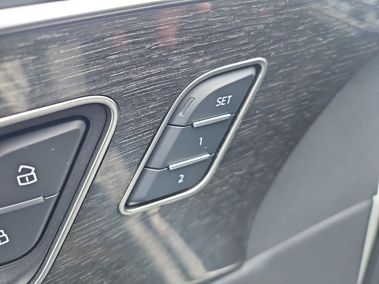 used 2023 Audi Q7 car, priced at $38,387