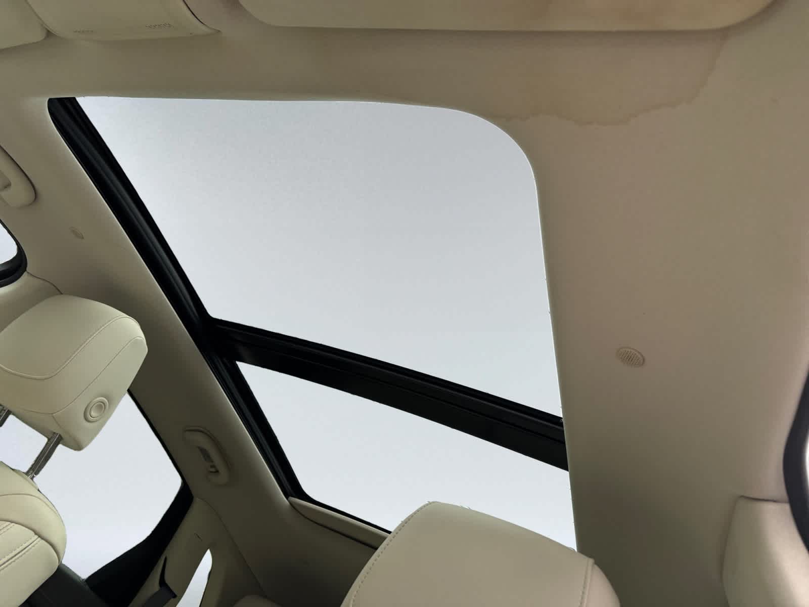 used 2023 Cadillac XT5 car, priced at $34,387