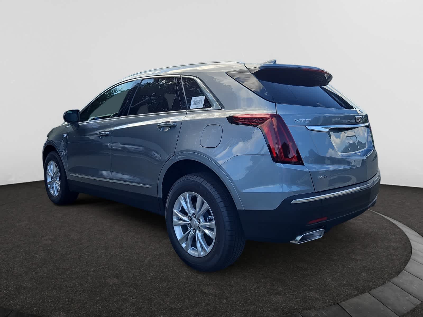 2025 Cadillac XT5 Luxury photo 3