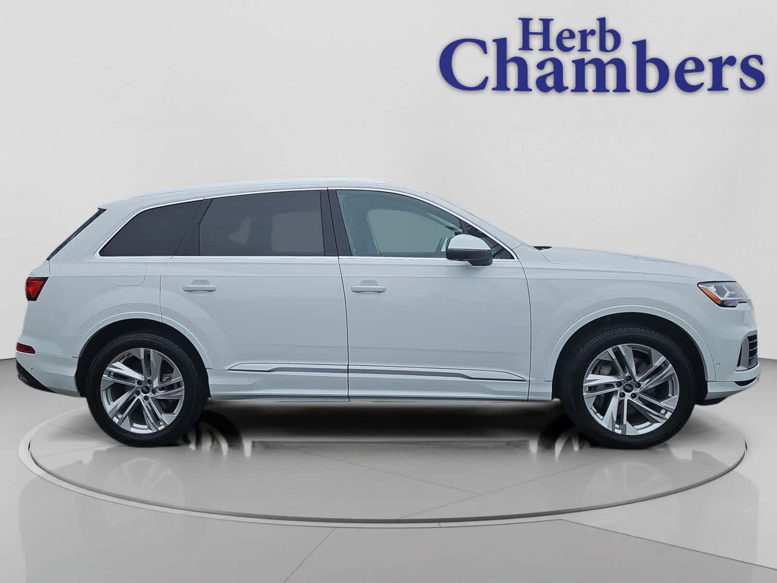 used 2023 Audi Q7 car, priced at $38,387