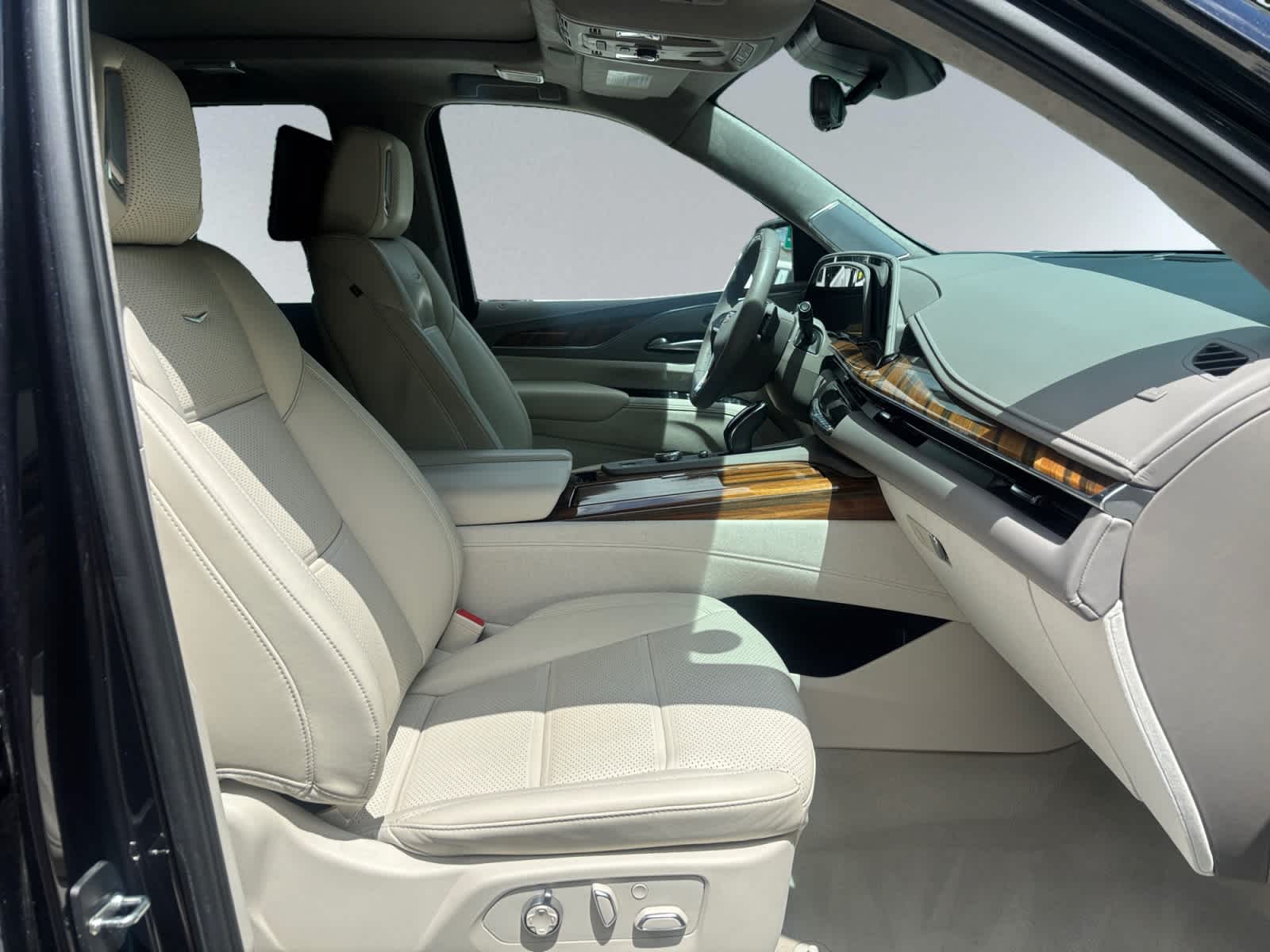 used 2024 Cadillac Escalade car, priced at $97,287