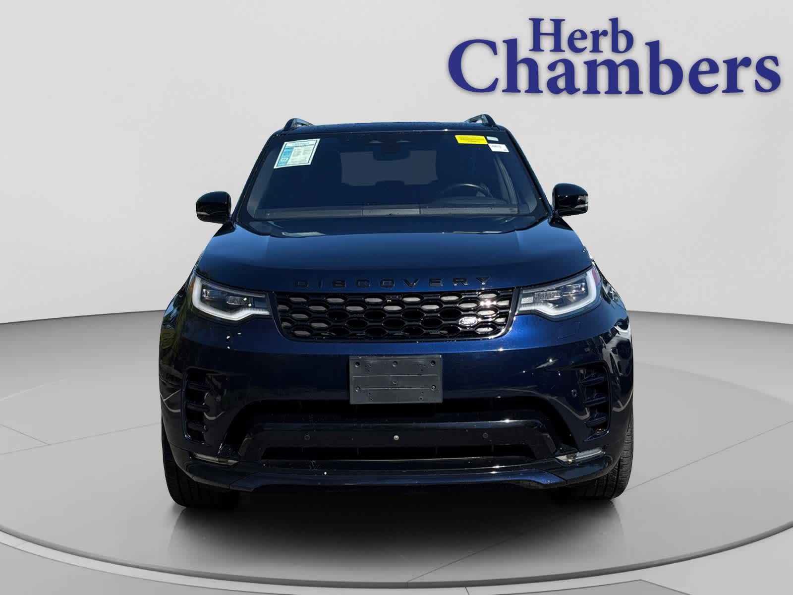 used 2021 Land Rover Discovery car, priced at $24,387