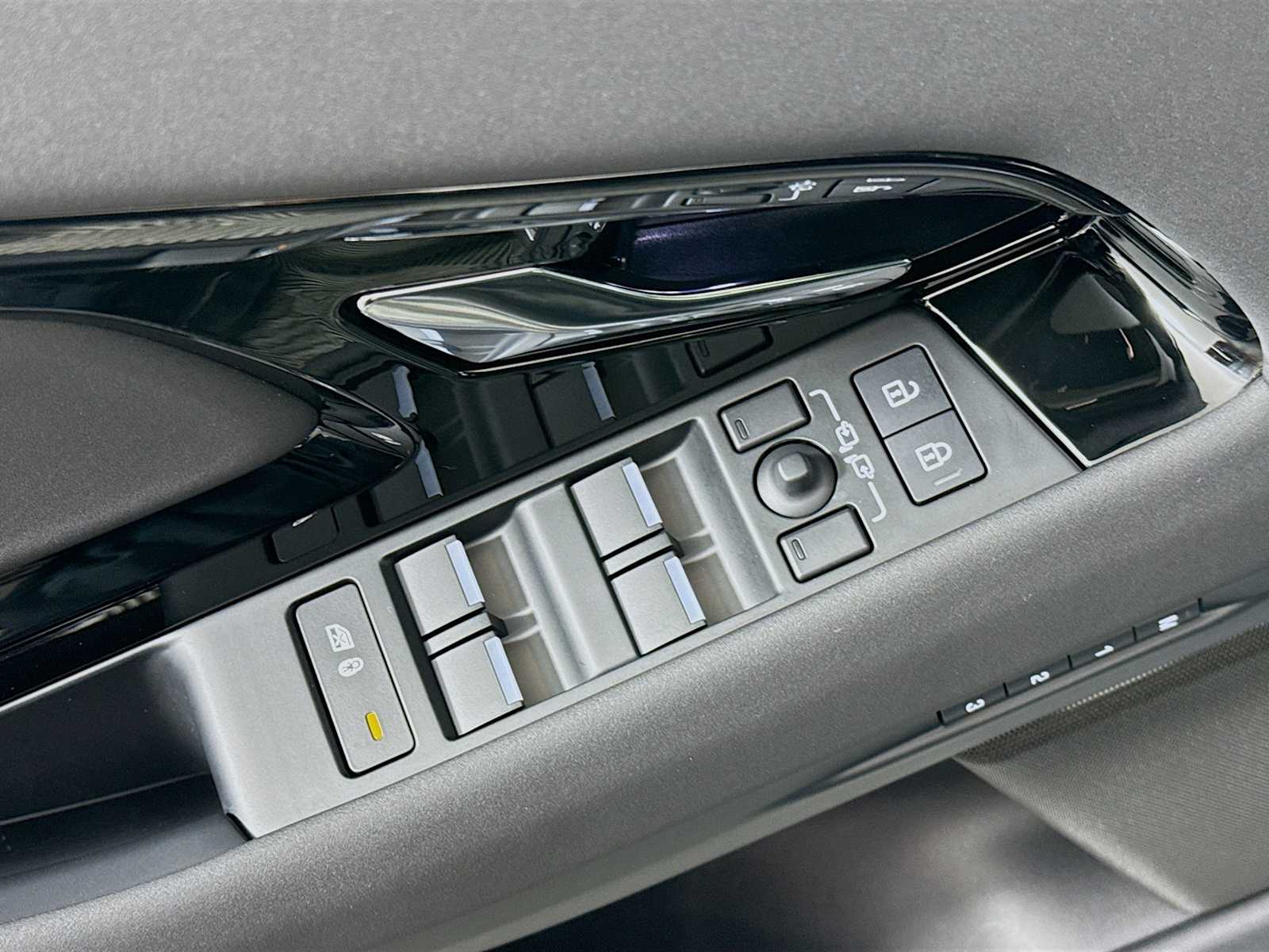 used 2024 Land Rover Range Rover Evoque car, priced at $39,187