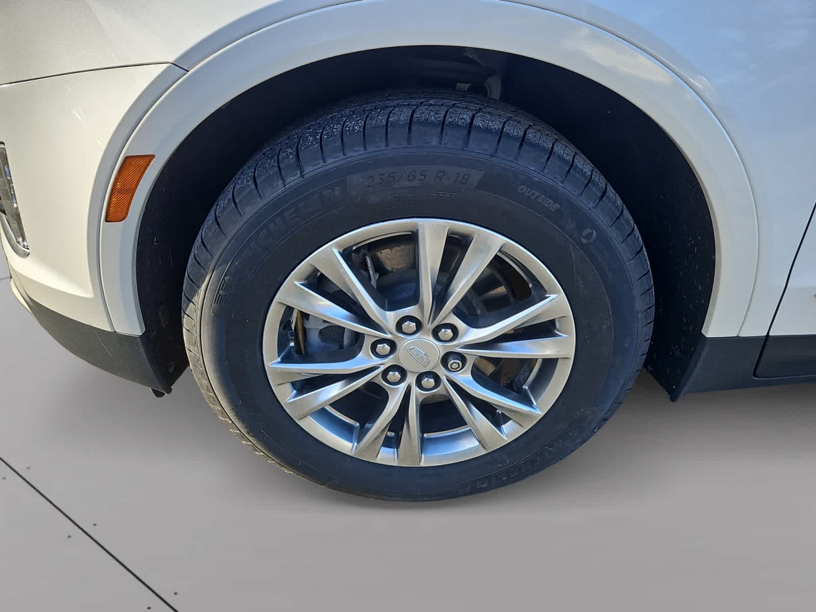 used 2023 Cadillac XT5 car, priced at $34,187