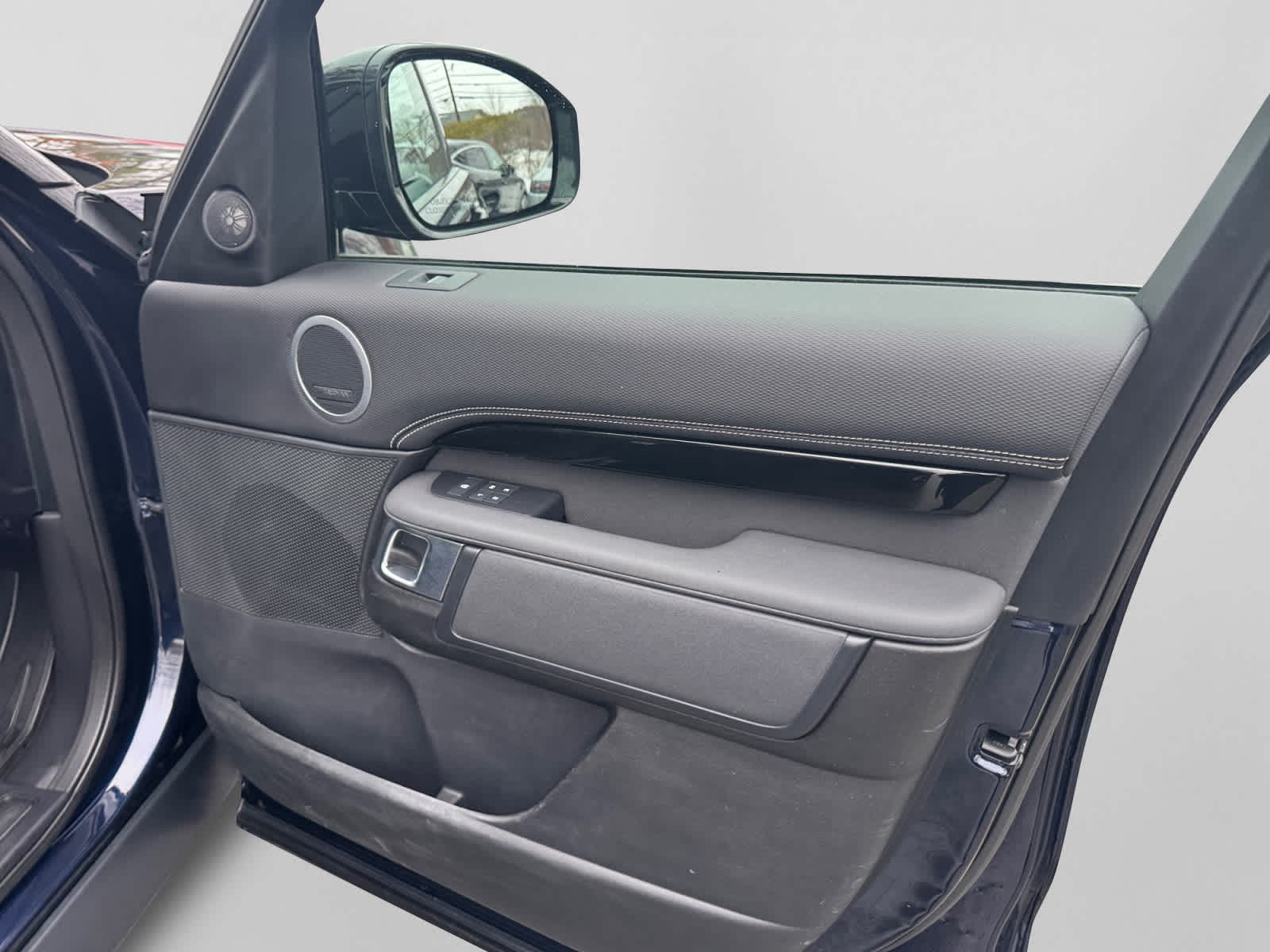 used 2021 Land Rover Discovery car, priced at $25,497
