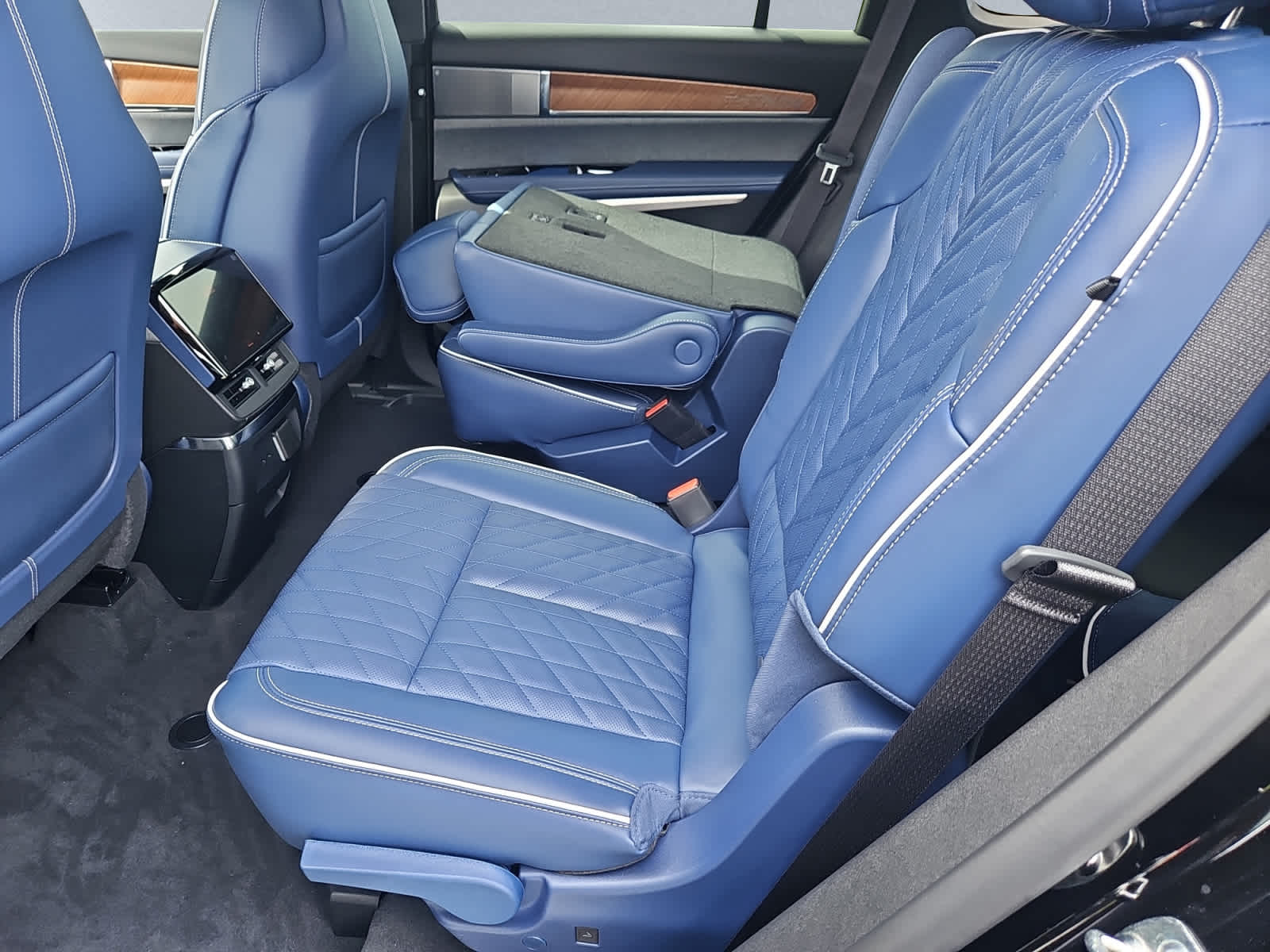 new 2026 Cadillac VISTIQ car, priced at $94,715