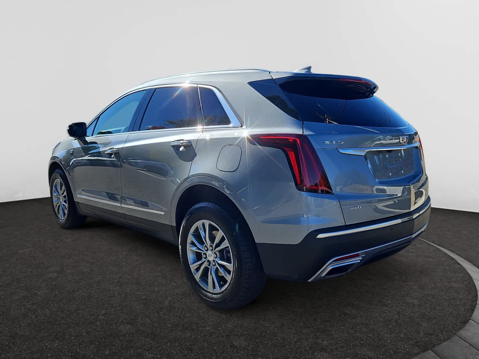 2023 Cadillac XT5 Premium Luxury photo 3