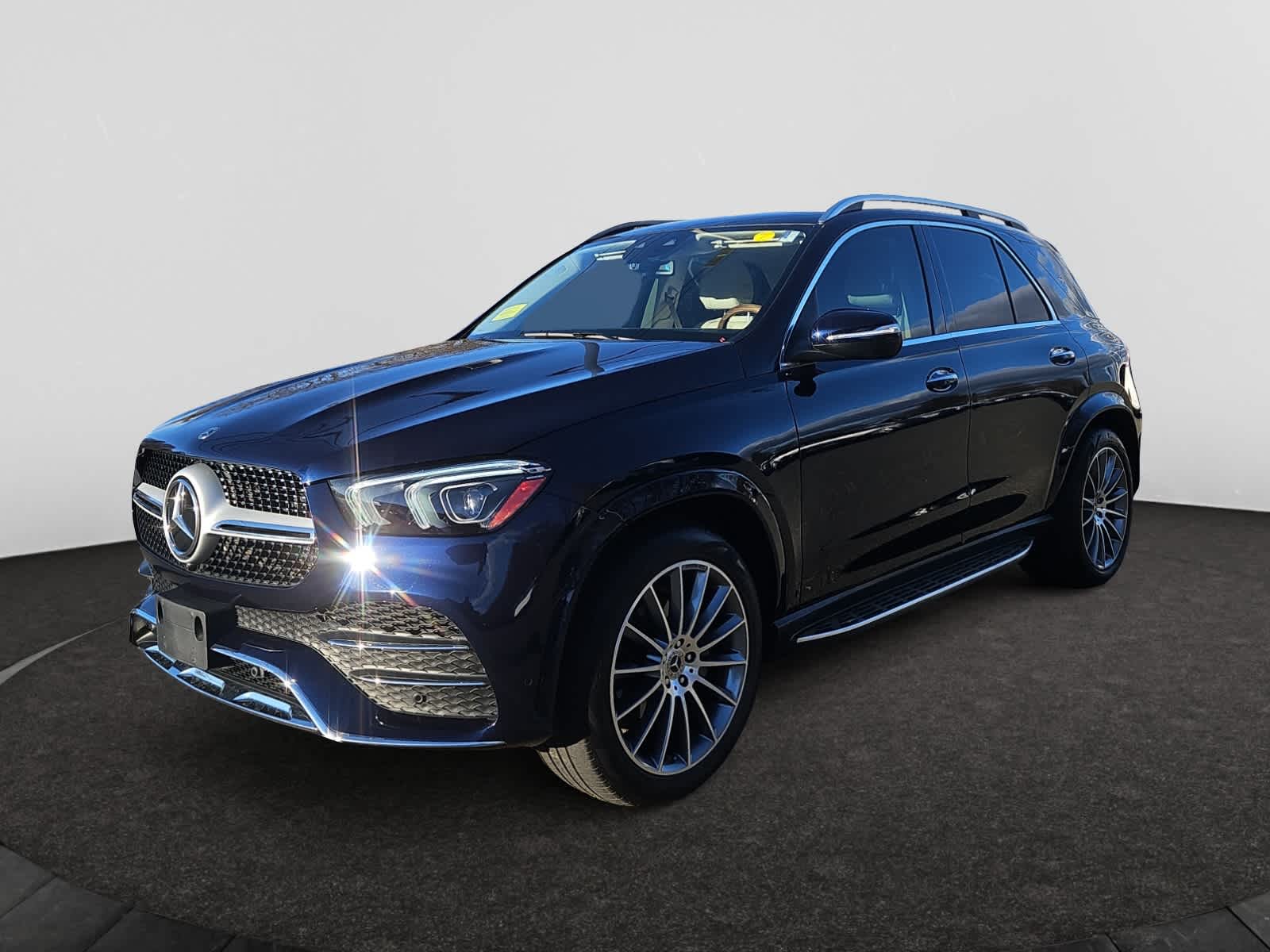 2022 Mercedes Benz GLE 350 4MATIC photo 3