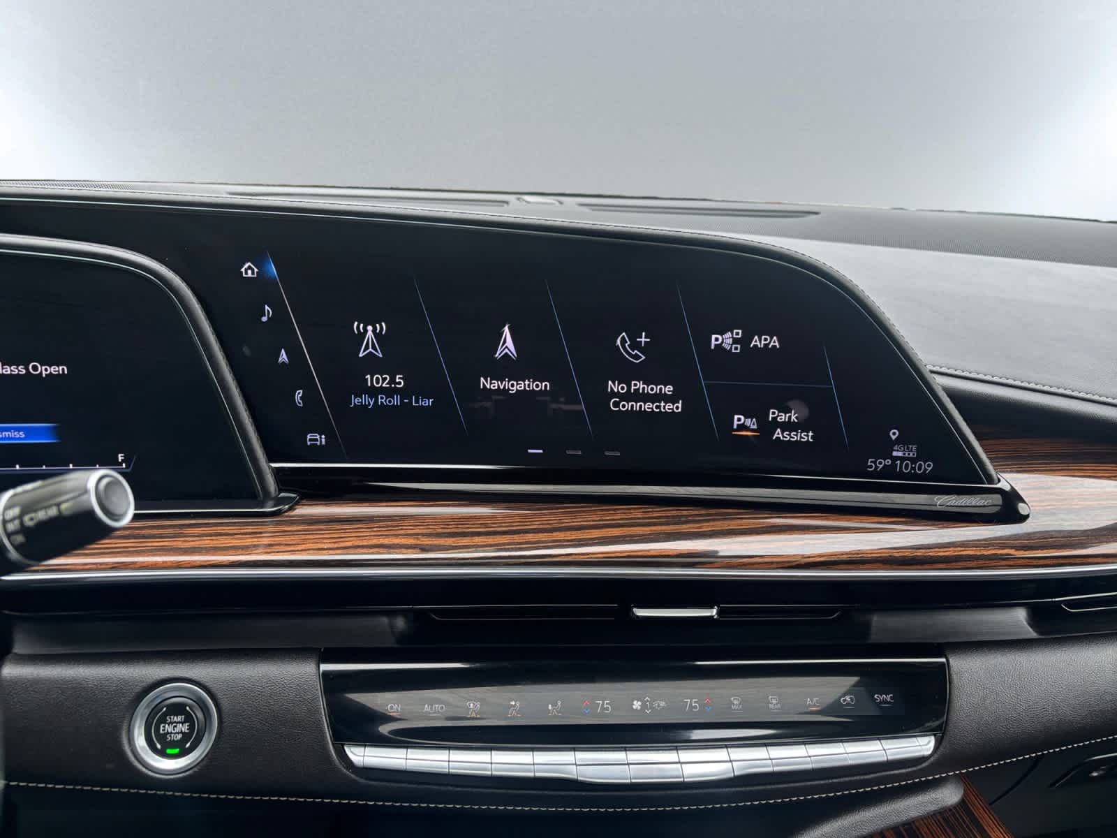 used 2021 Cadillac Escalade ESV car, priced at $50,487