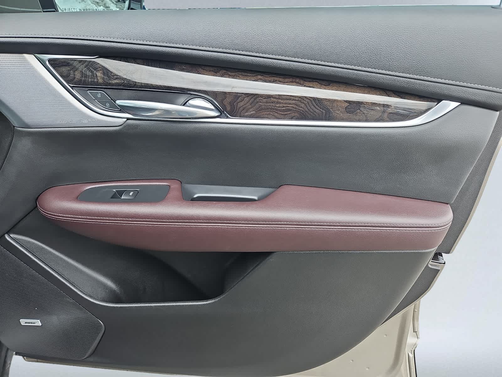 used 2023 Cadillac XT6 car, priced at $38,187