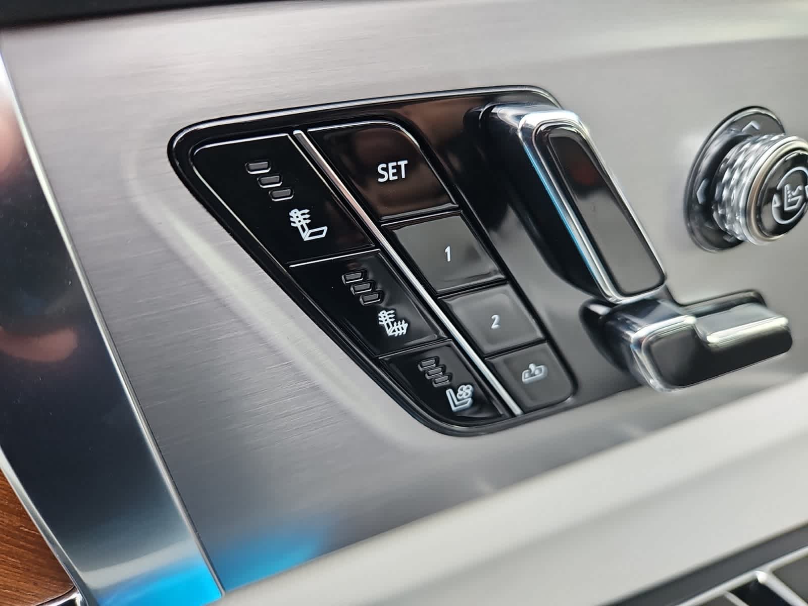 new 2026 Cadillac VISTIQ car, priced at $79,590