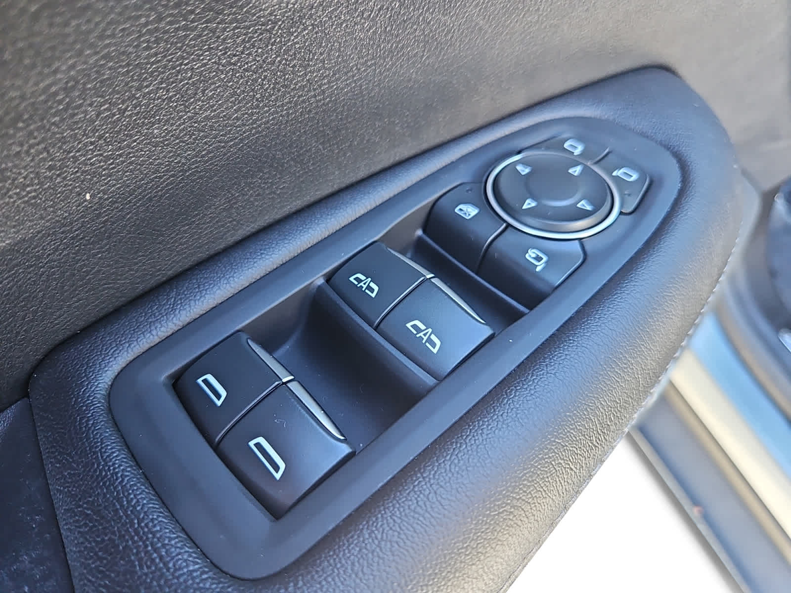 used 2023 Cadillac XT5 car, priced at $31,987