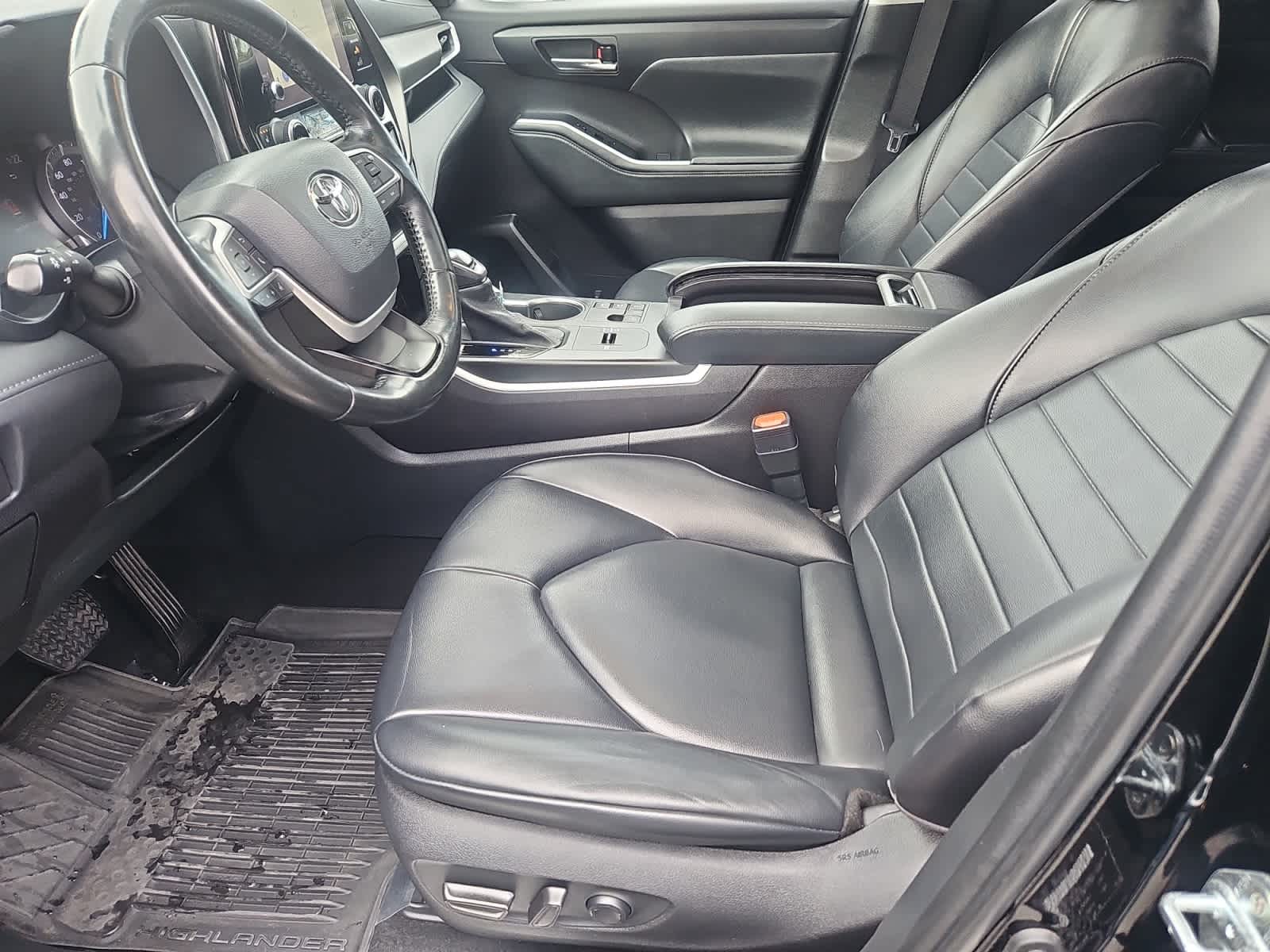 used 2023 Toyota Highlander car, priced at $25,487