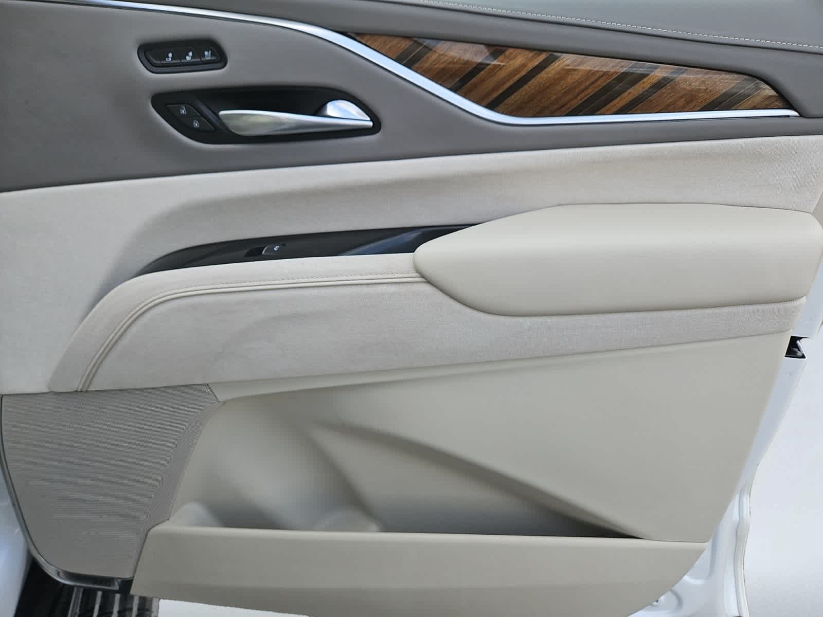 used 2022 Cadillac Escalade car, priced at $74,987