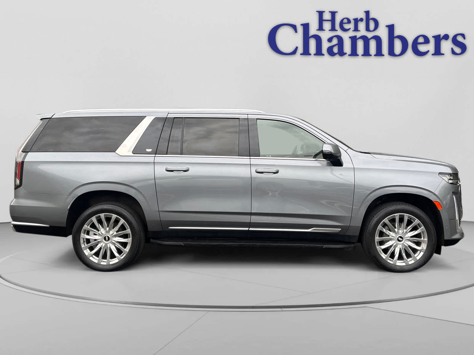 used 2021 Cadillac Escalade ESV car, priced at $50,487