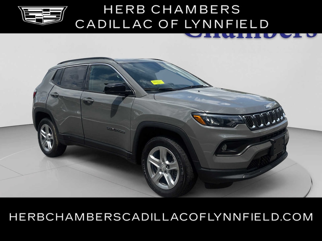 Used 2023 Jeep Compass Latitude SUV