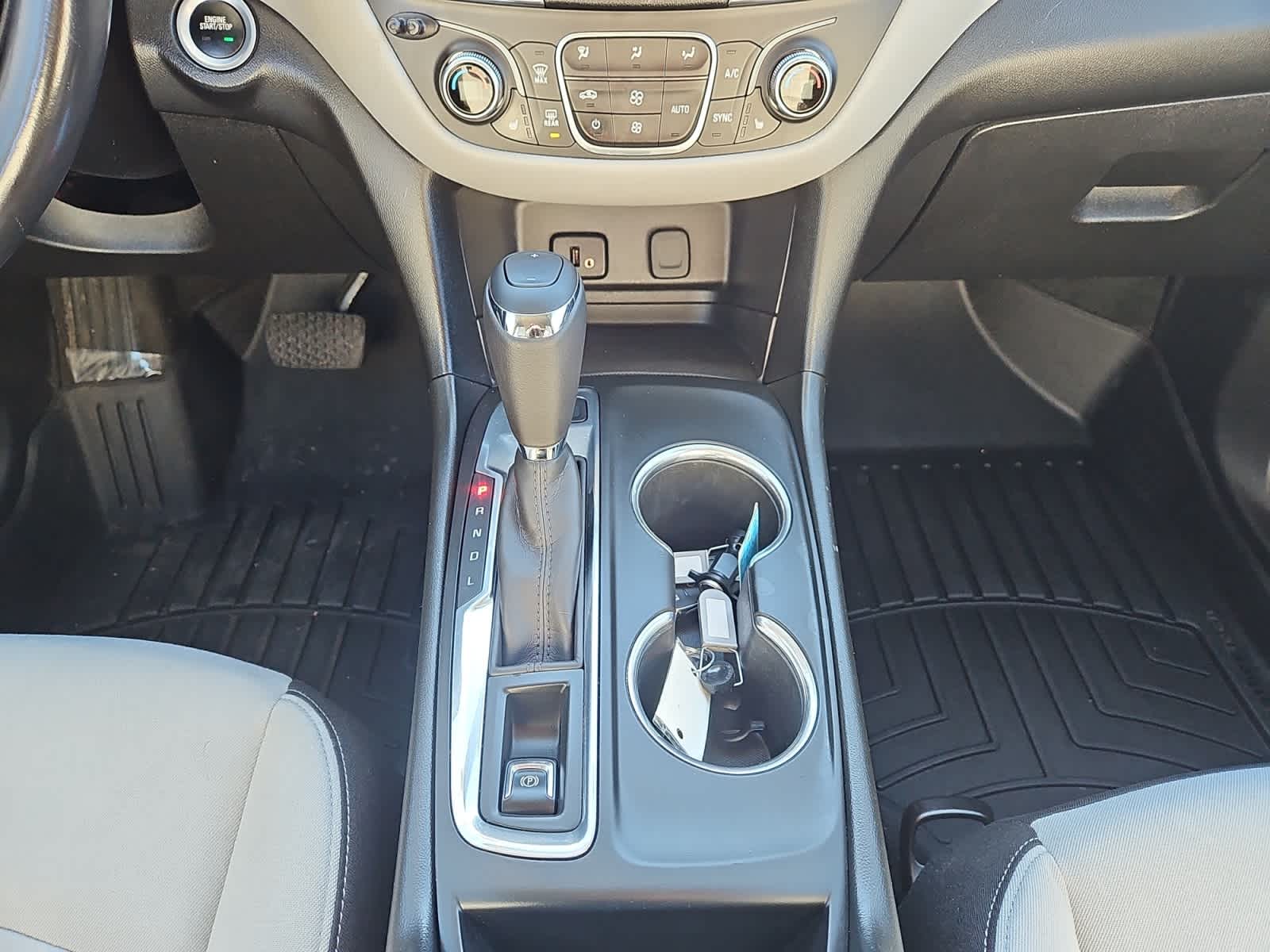 used 2018 Chevrolet Equinox car, priced at $17,287