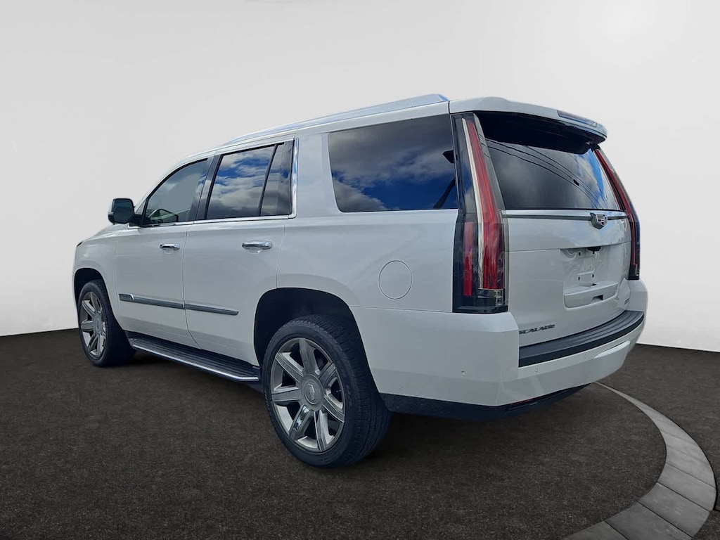 Used 2019 CADILLAC Escalade Luxury SUV