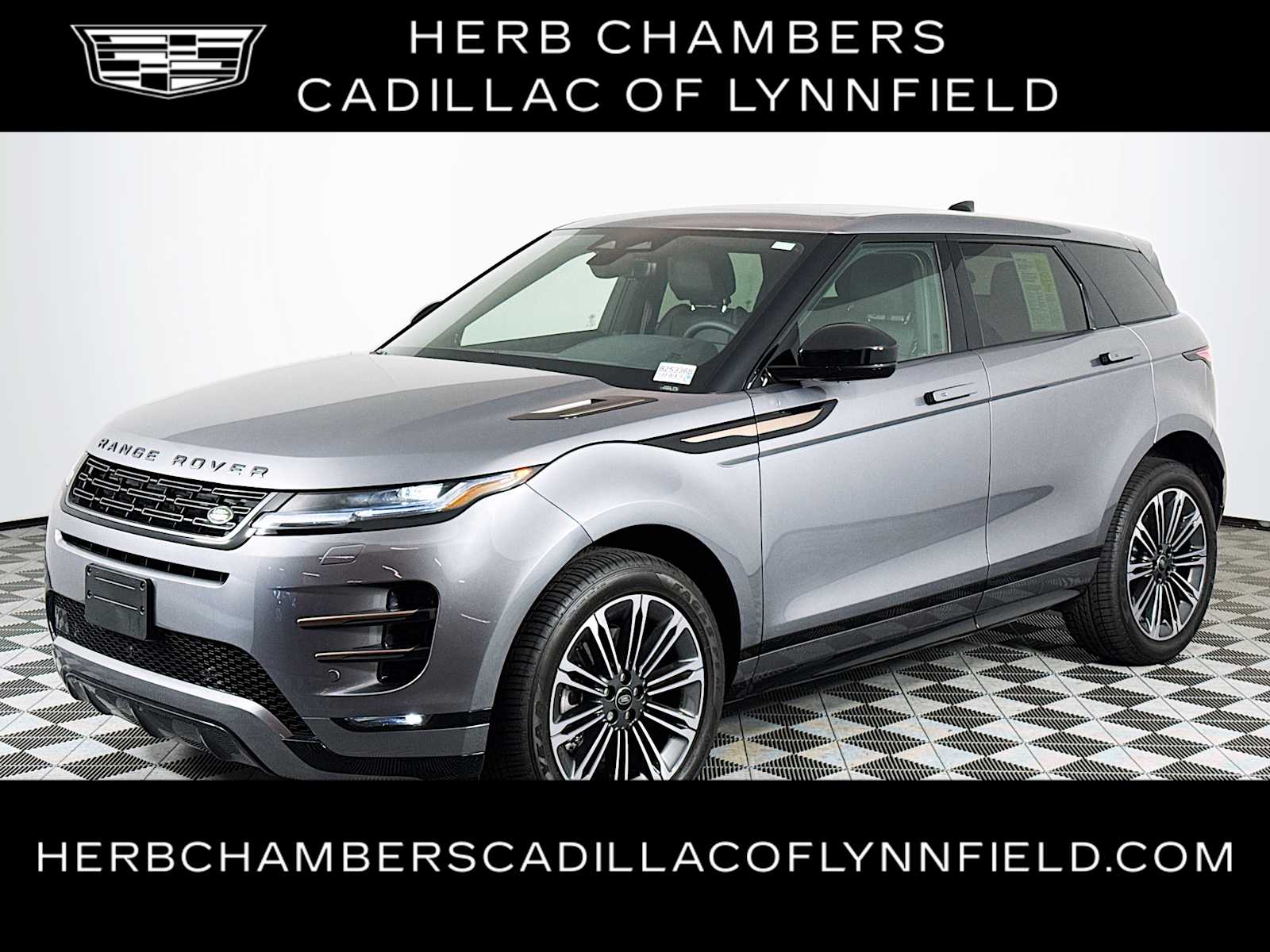 2024 Land Rover Range Rover Evoque Dynamic SE's photo