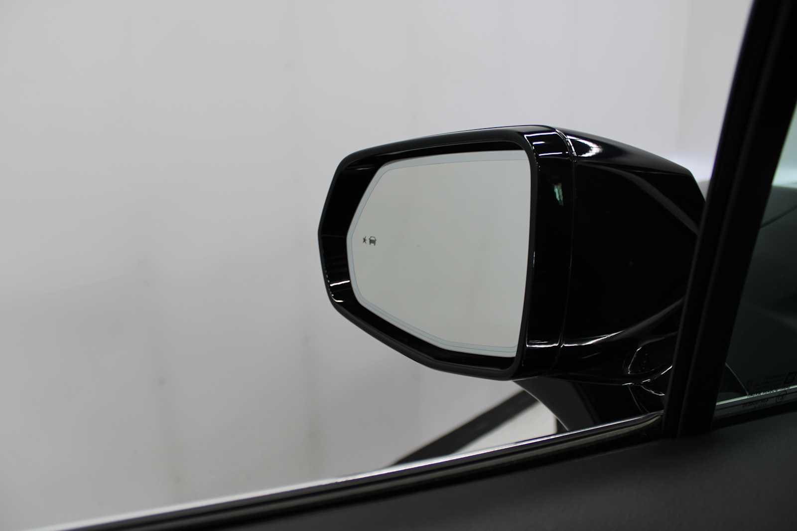 used 2022 Cadillac XT5 car, priced at $32,187