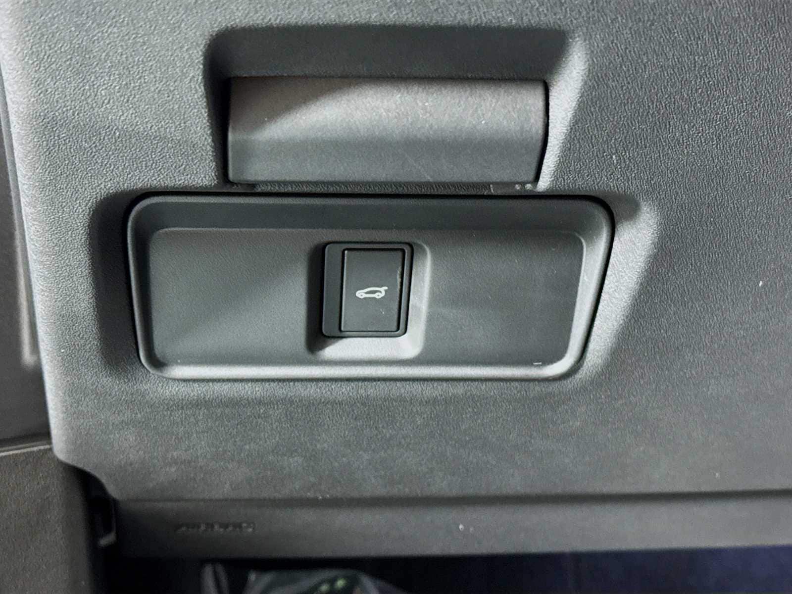 used 2024 Land Rover Range Rover Evoque car, priced at $39,187