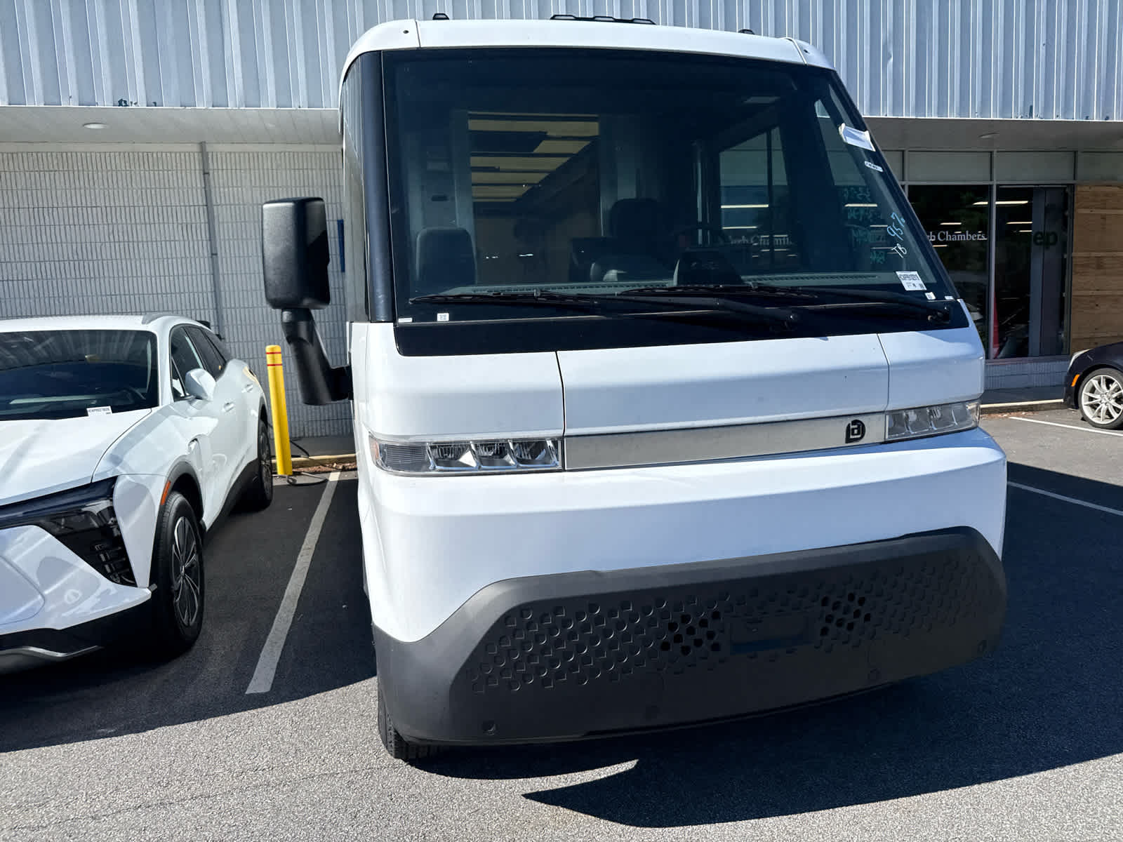 Used 2024 Chevrolet BrightDrop Zevo 600 with VIN 2G5ZJ3TY4R9102919 for sale in Warwick, RI