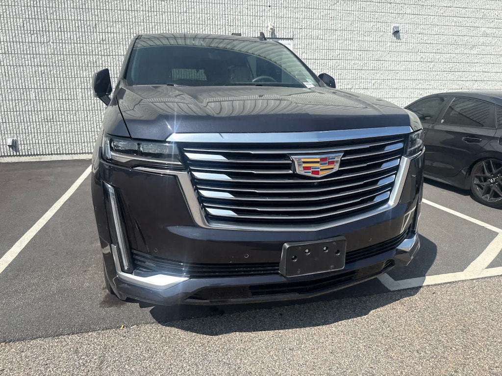 Used 2024 CADILLAC Escalade Platinum 4WD w/ Power Assist Steps SUV