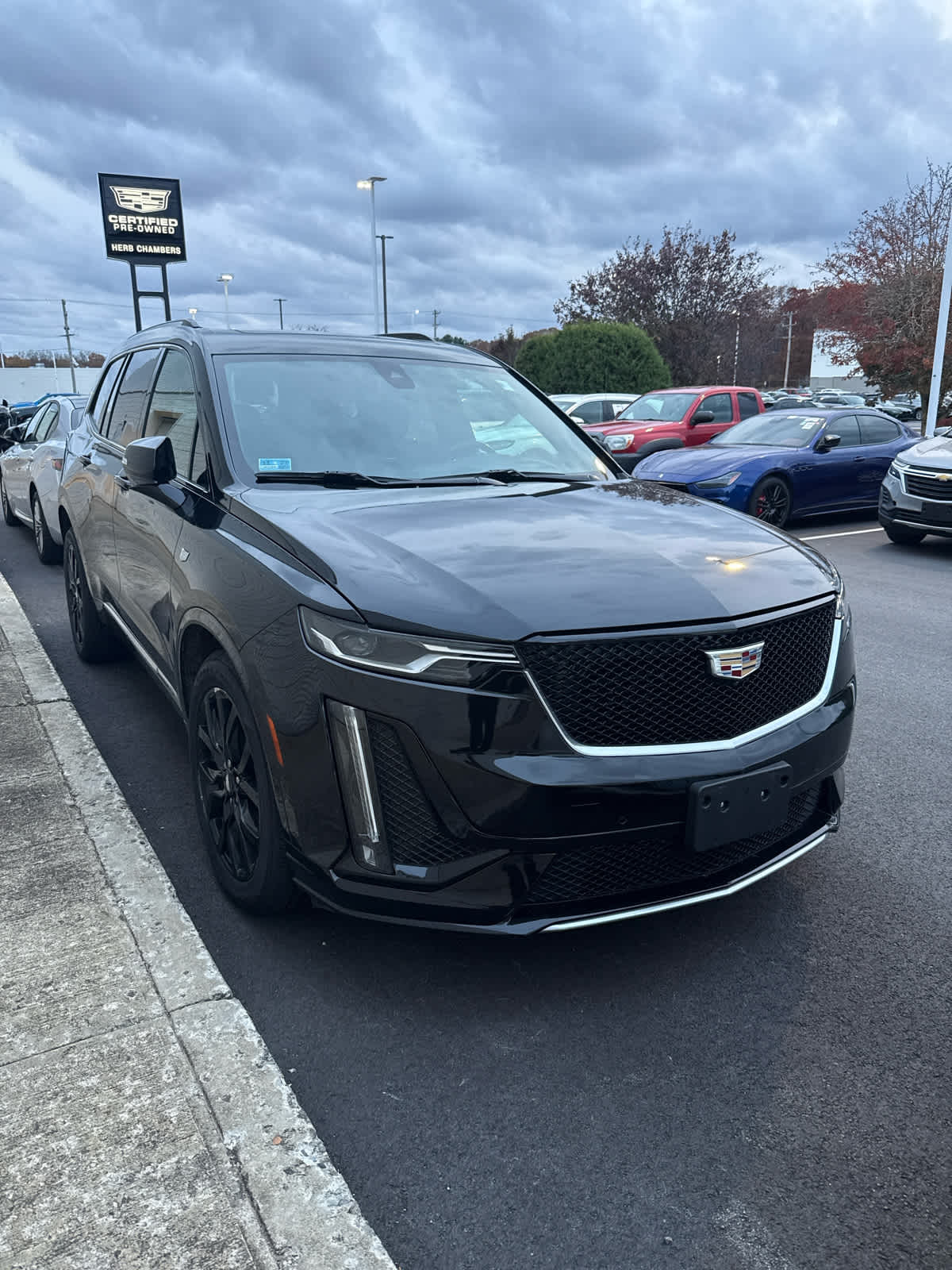 2021 Cadillac XT6 Sport photo 2