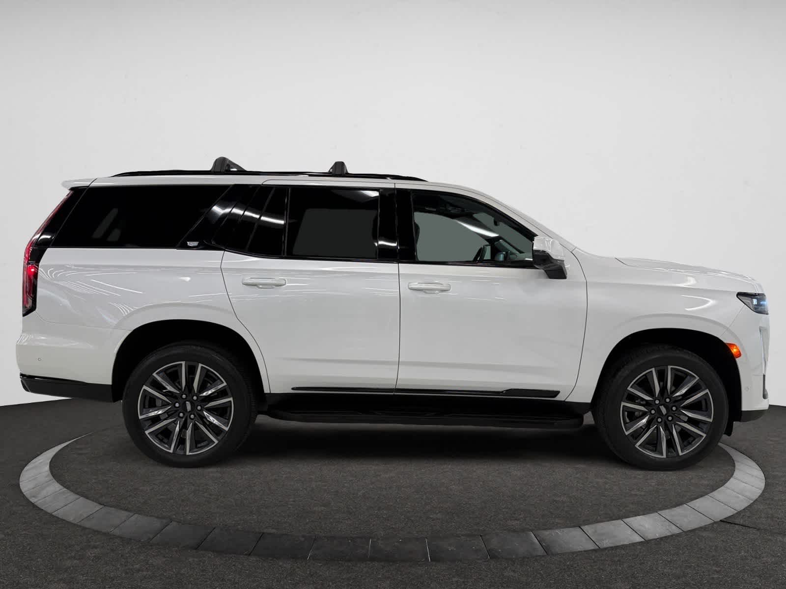2023 Cadillac Escalade Sport Platinum photo 2