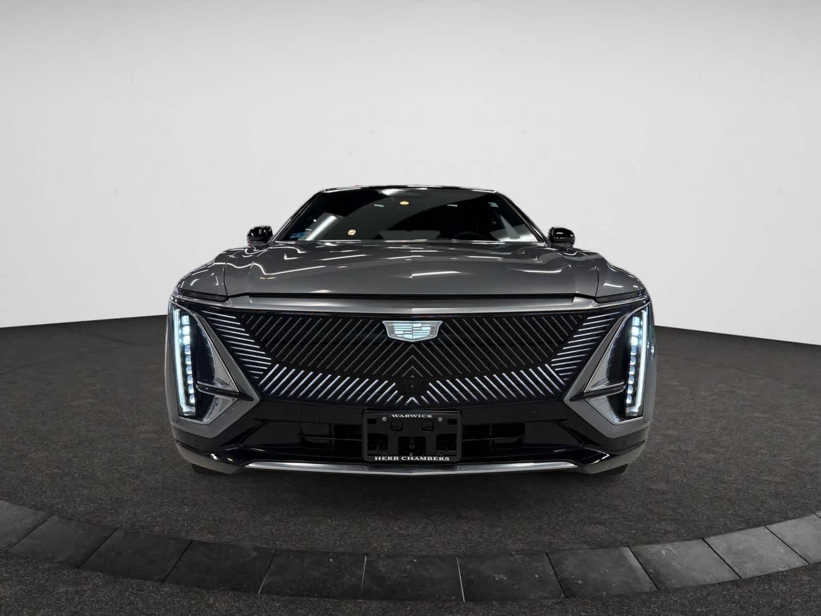 2024 Cadillac Lyriq Luxury photo 4