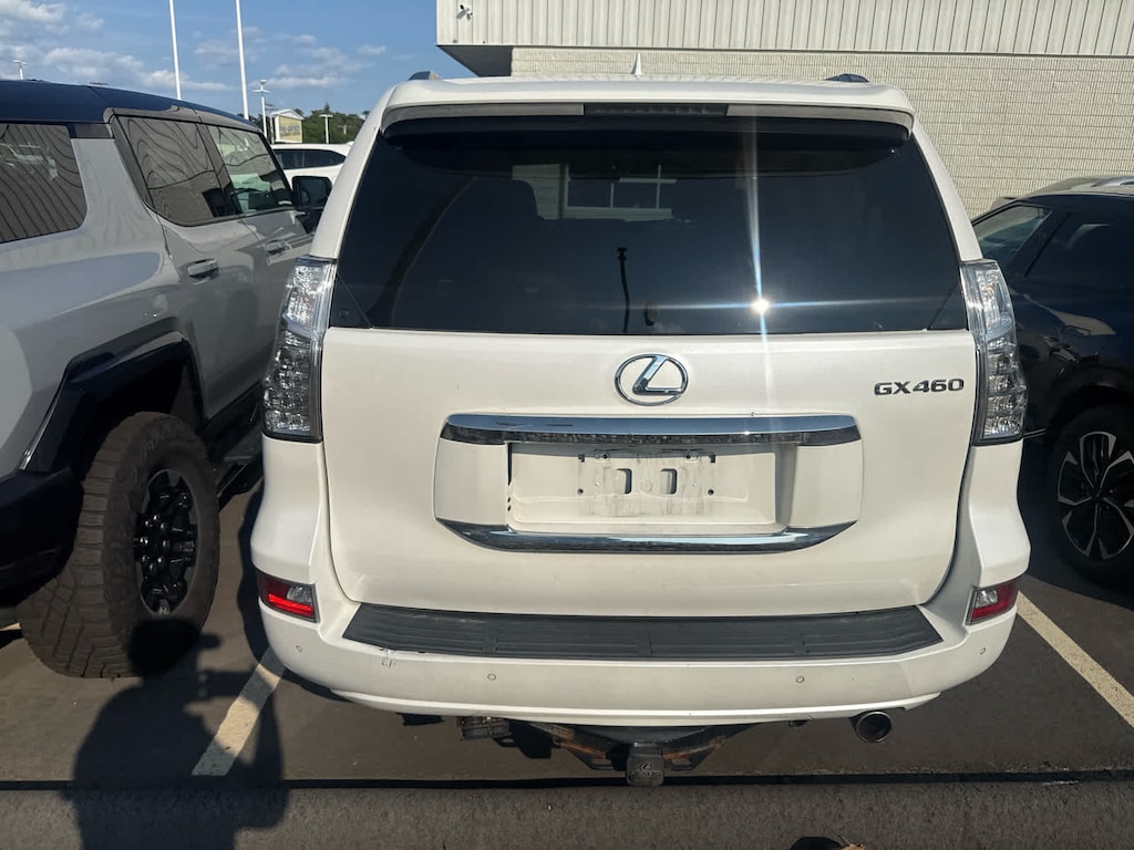 Used 2018 Lexus GX 460 4WD V8 w/ Navigation Package SUV