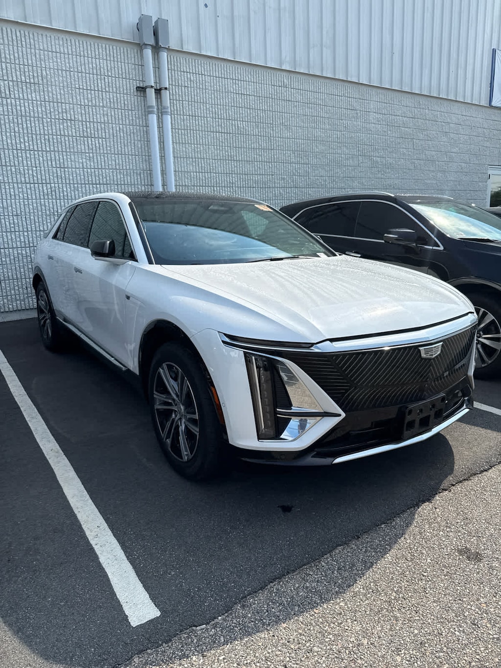 Used 2024 CADILLAC LYRIQ Luxury 1 AWD SUV