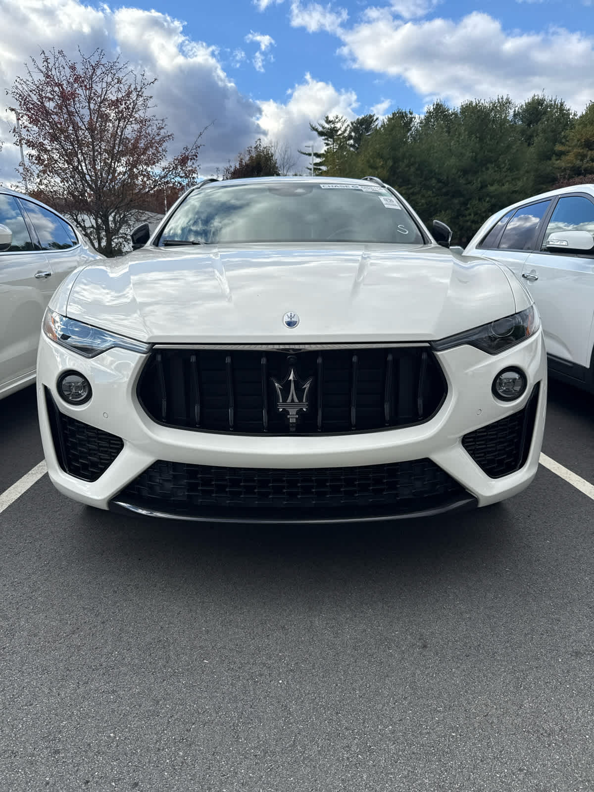 2022 Maserati Levante GT photo 2