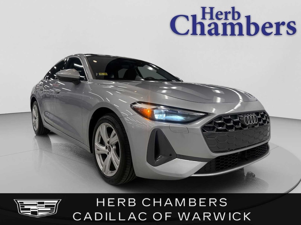 Used 2025 Audi A5 quattro w/ Convenience Package & Panoramic Glass Roof Hatchback 4 Dr.