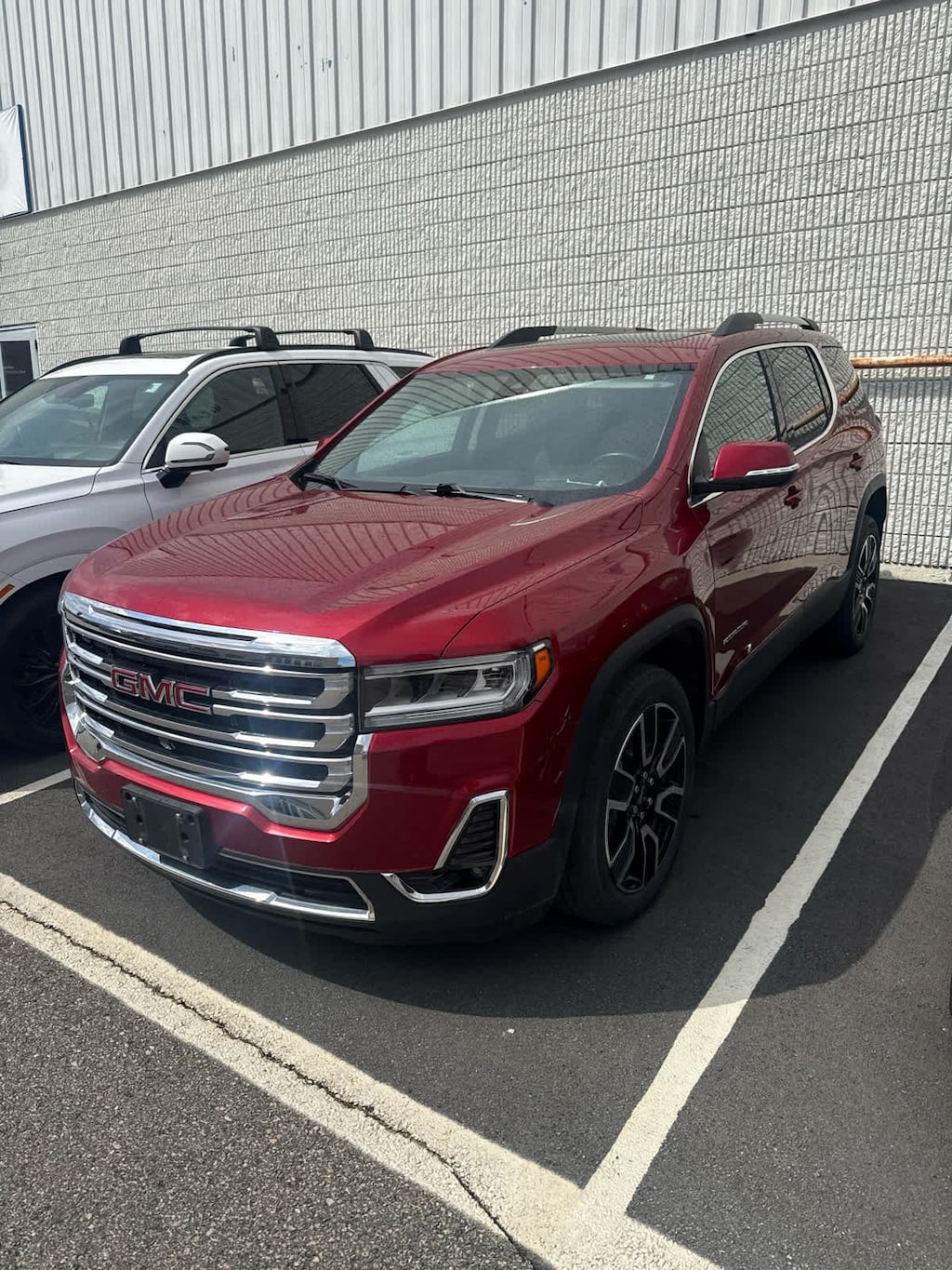 Used 2023 GMC Acadia SLT AWD w/ Dual Skyscape Sunroof & 20" Wheels SUV