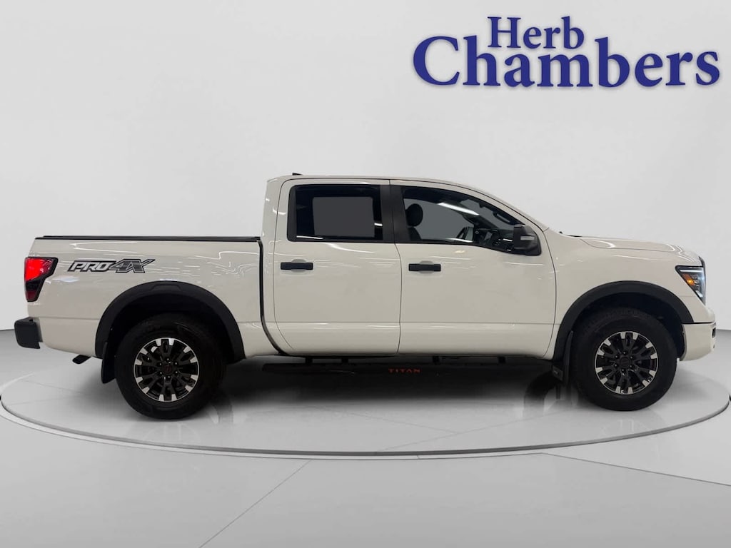 Used 2023 Nissan Titan PRO-4X w/ Convenience & Utility Packages Crew Pickup