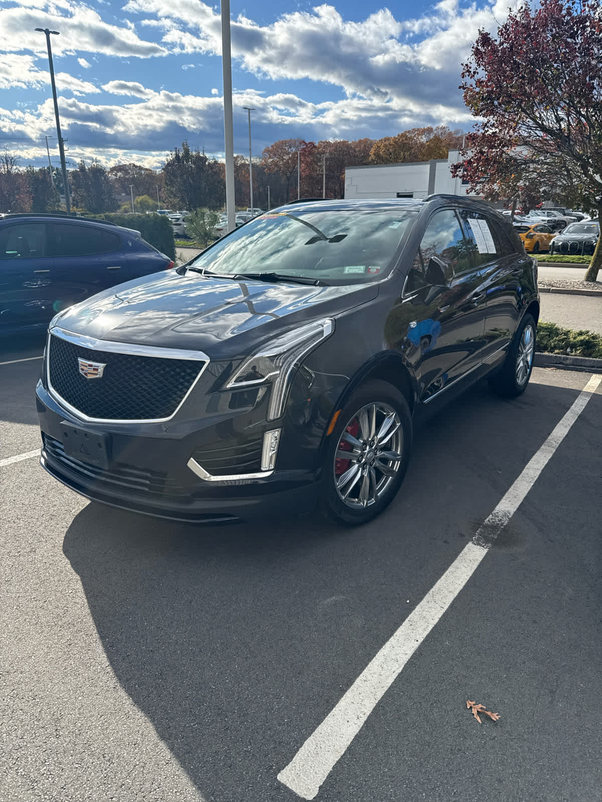2022 Cadillac XT5 Sport photo 3